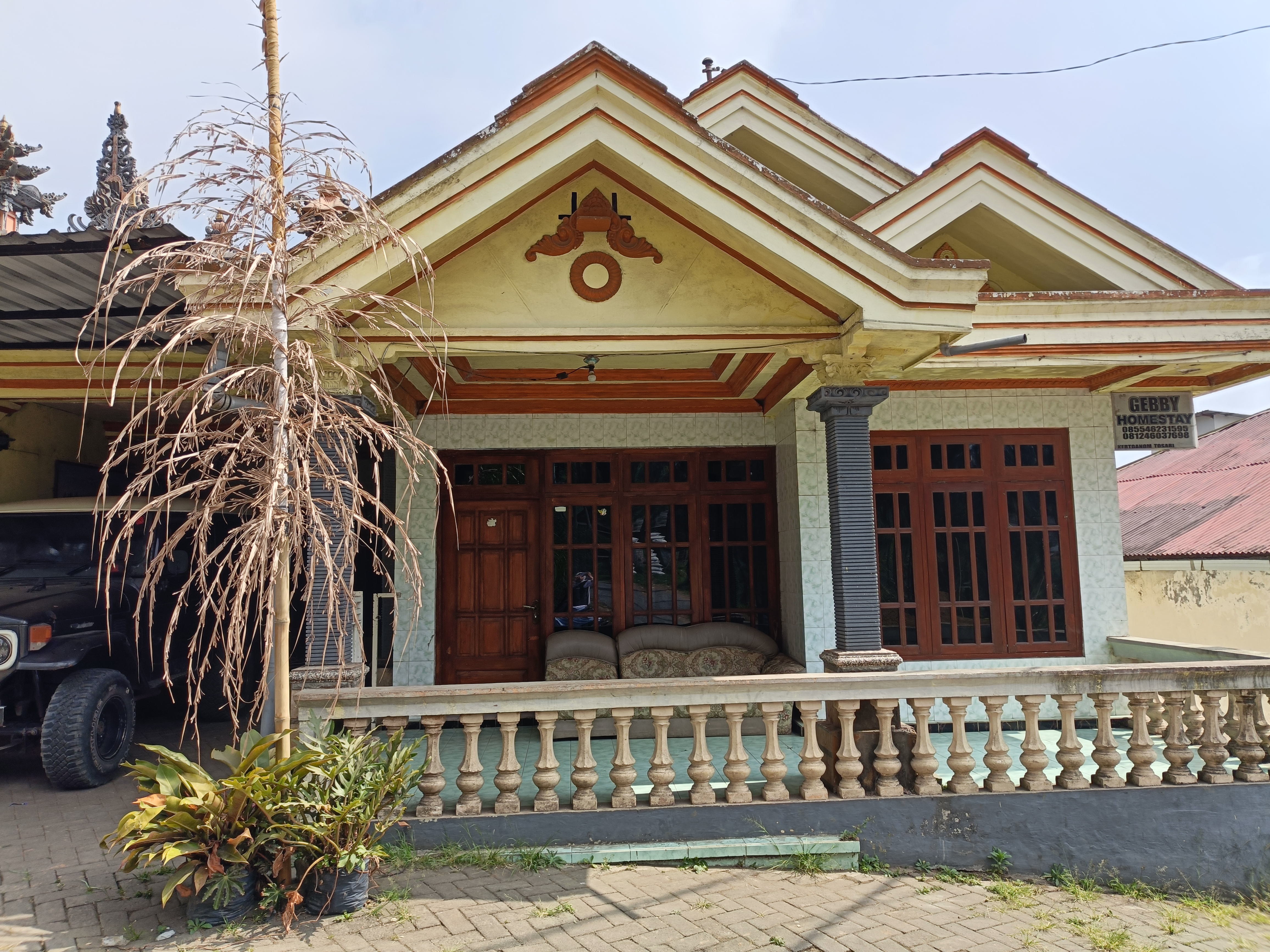 HOMESTAY TOSARI
